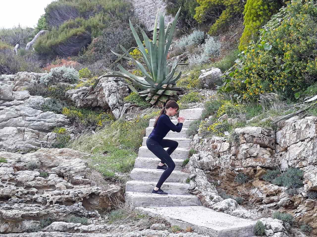 Trening na schodach Ćwiczenia na schodach fitblog