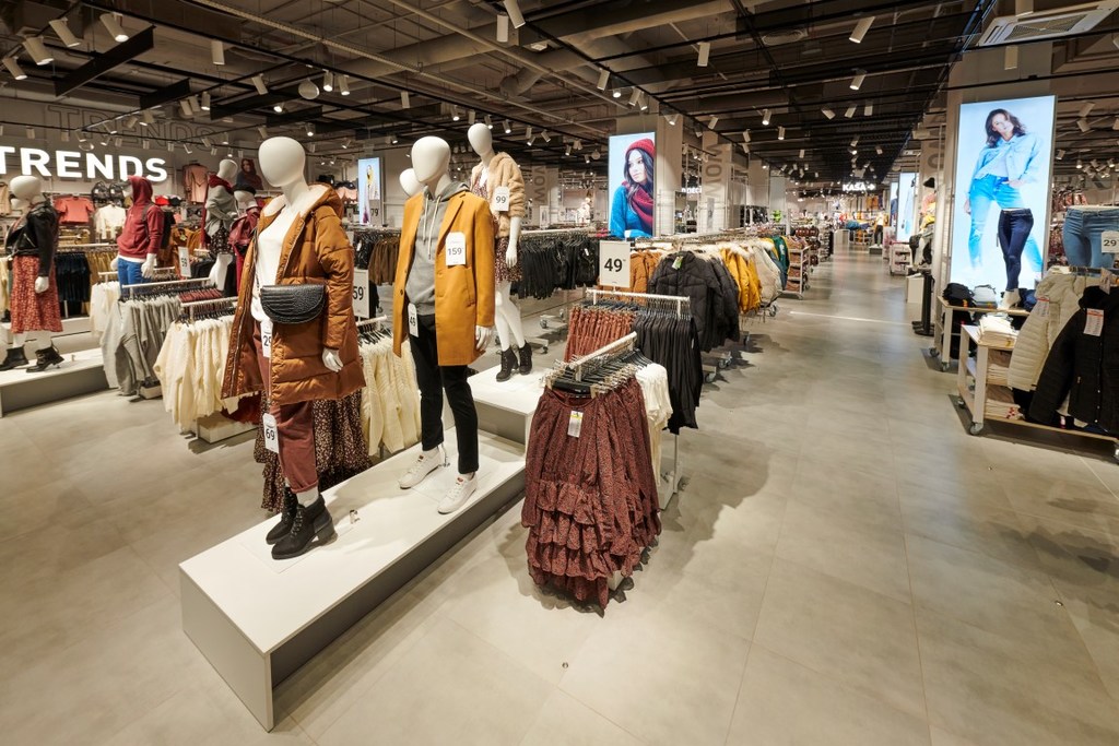 Poznaj sklep Sinsay Koszulki od 9,99